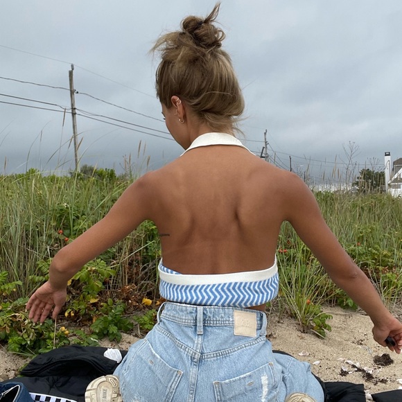 Top - Picture 2 of 2